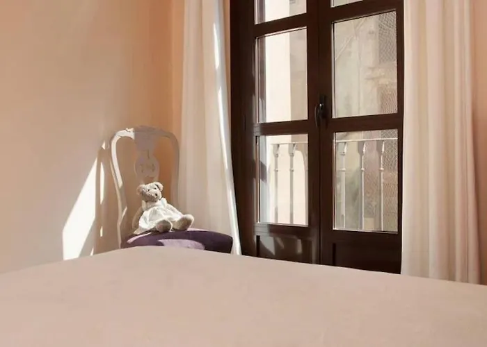 El Born - Spacious 2 Bedrooms Barcelona