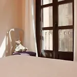 El Born - Spacious 2 Bedrooms Barselona