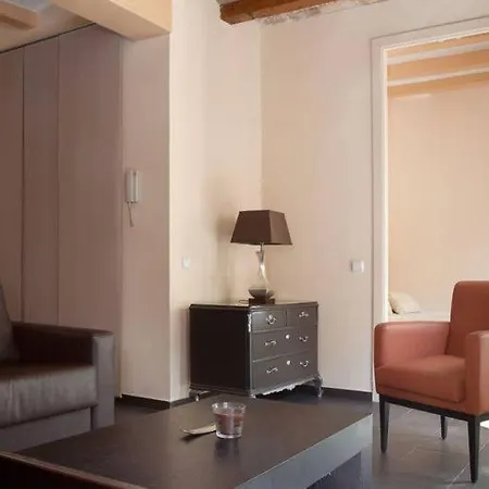El Born - Spacious 2 Bedrooms * Barselona