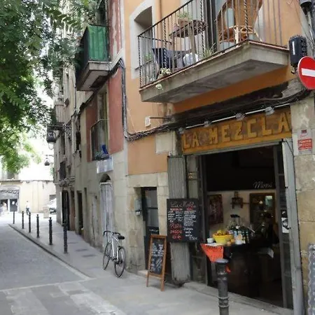 Daire El Born - Spacious 2 Bedrooms Barselona